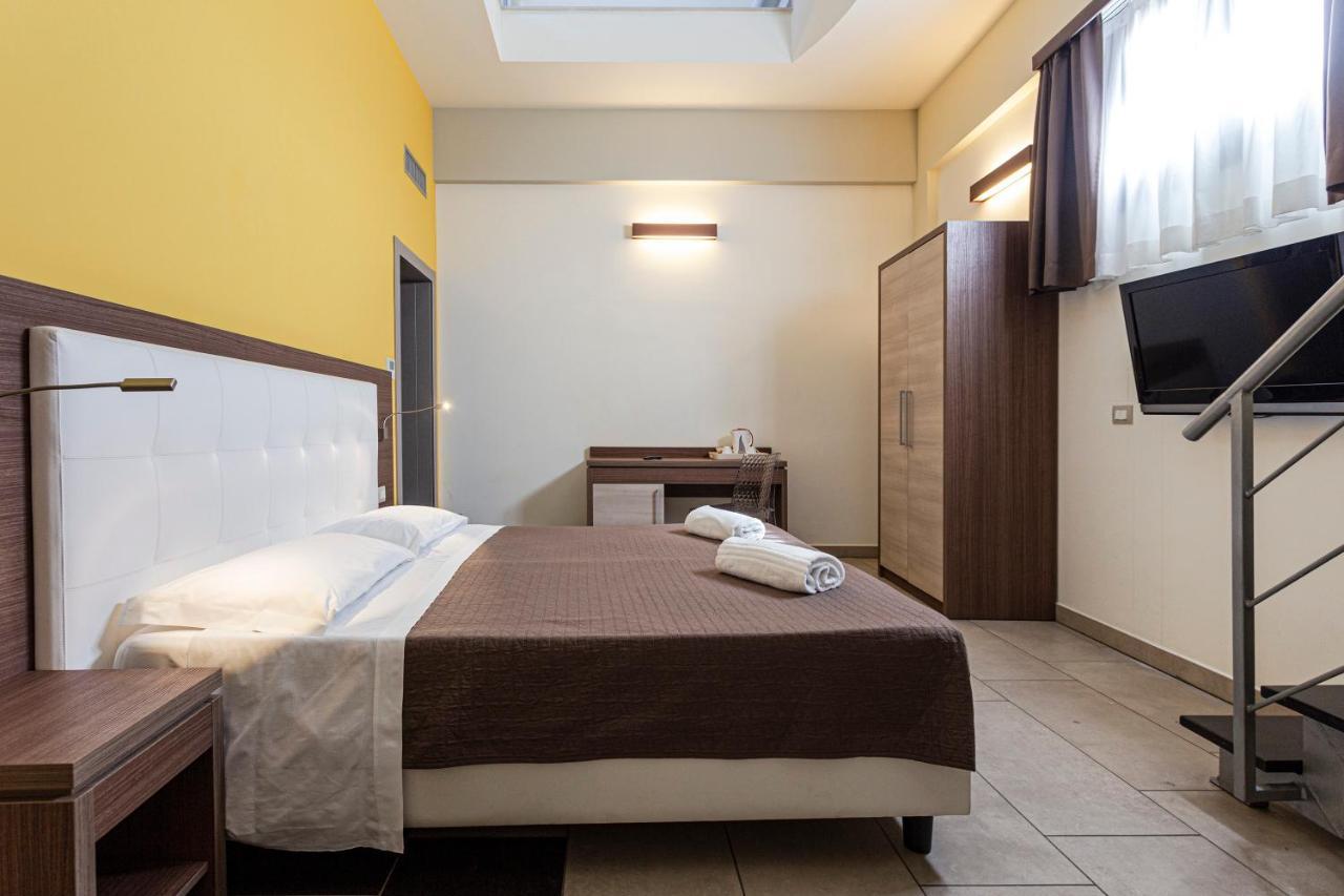 Hotel Don Giovanni Авола Экстерьер фото